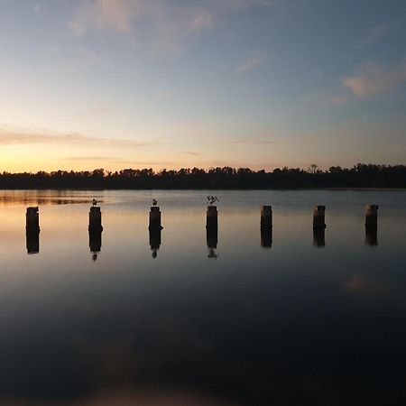 Bamboo Motor Inn Lakes Entrance Luaran gambar