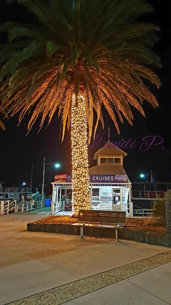 Bamboo Motor Inn Lakes Entrance Luaran gambar