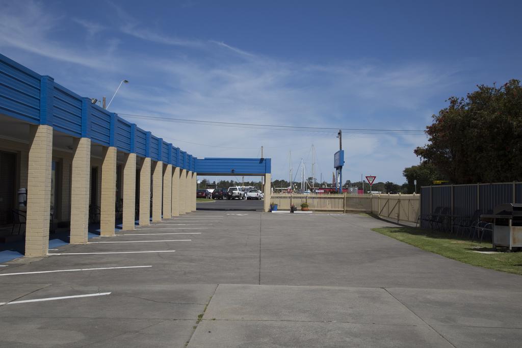 Bamboo Motor Inn Lakes Entrance Luaran gambar